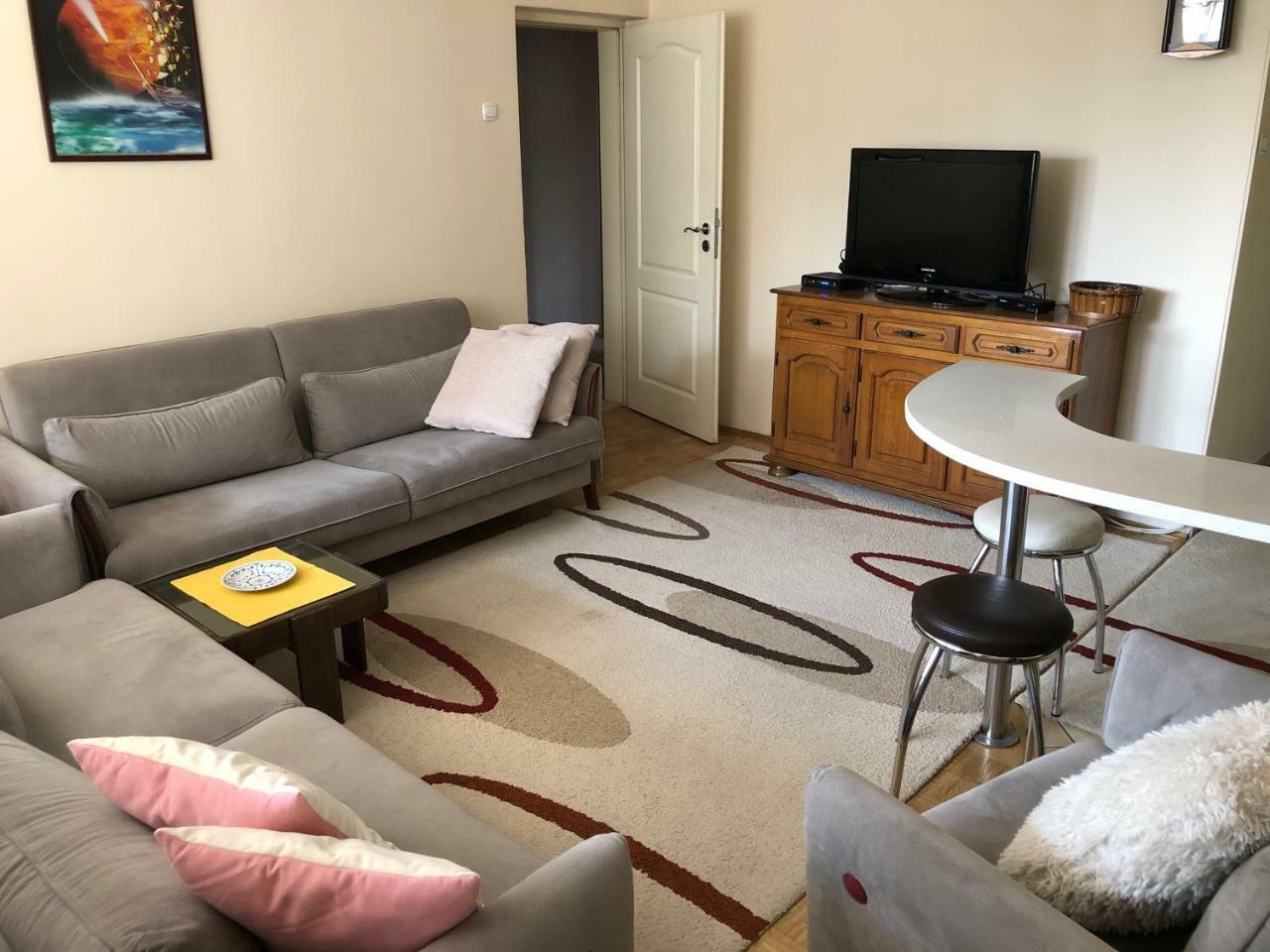 Ulpiana Apartment Priştine Dış mekan fotoğraf