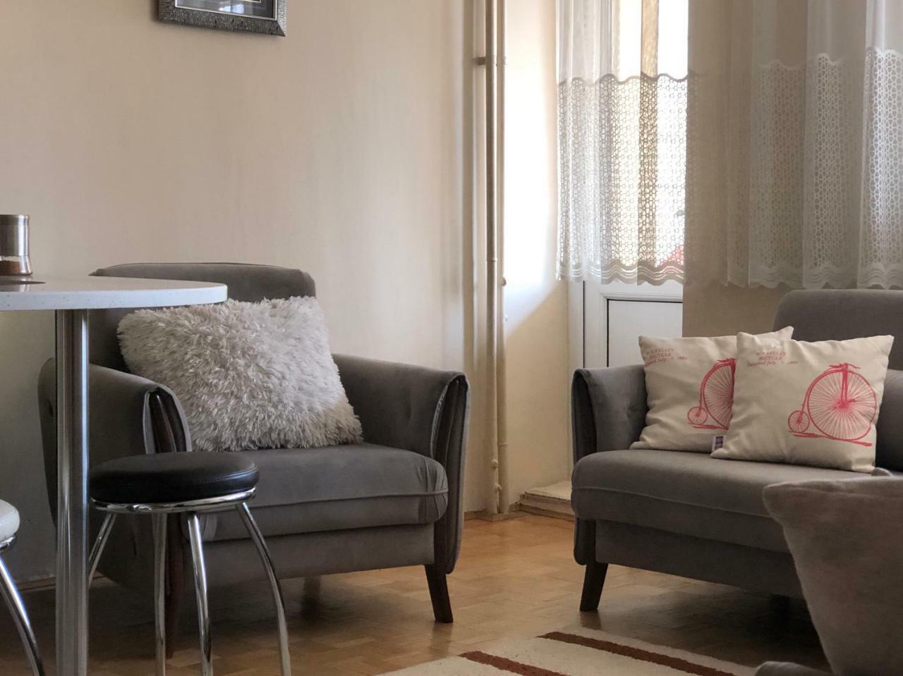 Ulpiana Apartment Priştine Dış mekan fotoğraf
